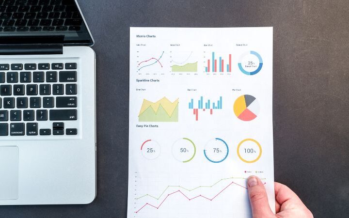 SEO vs SEM: Cuándo invertir en cada uno y cómo combinarlos con estrategia