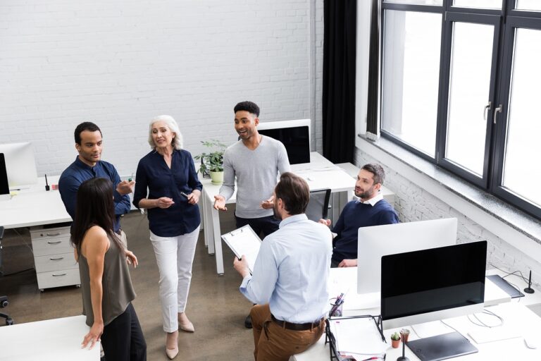 Por qué capacitar a tu equipo en marketing digital es una inversión estratégica, no un gasto